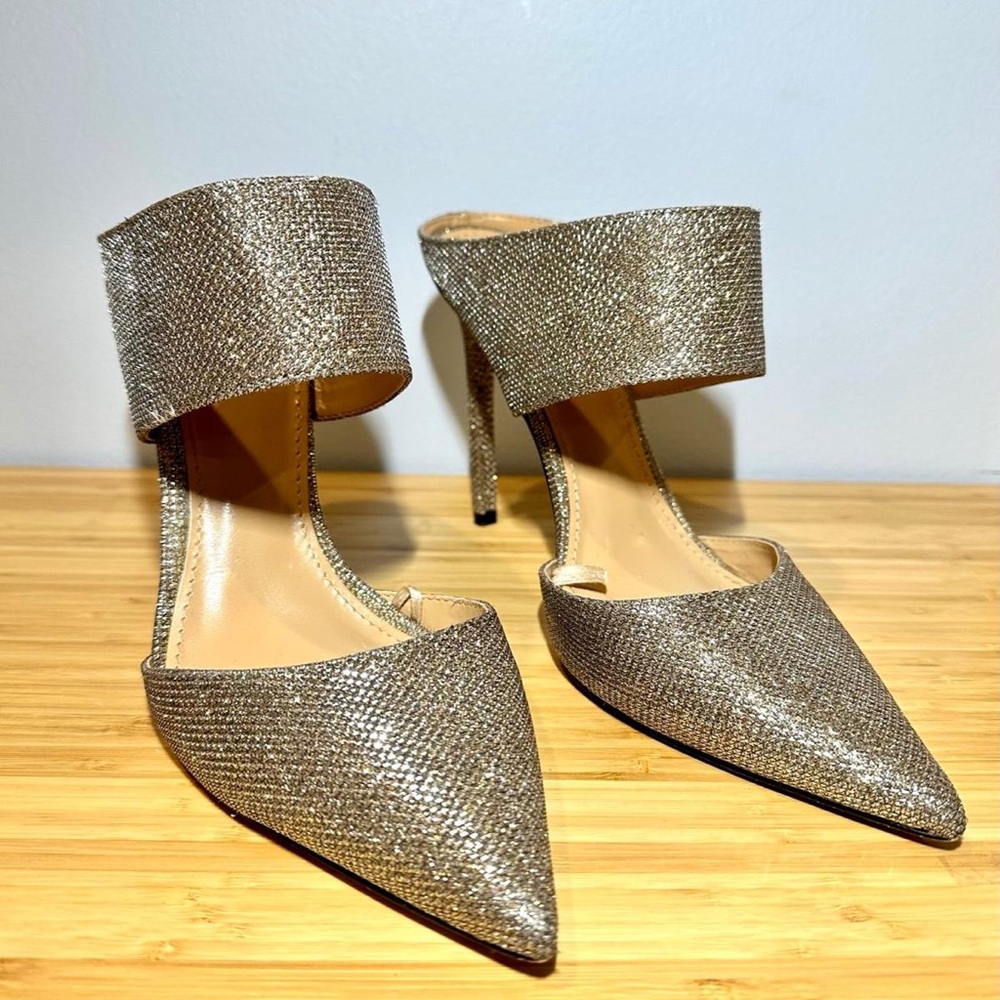 Elegant Gold Women's Heels